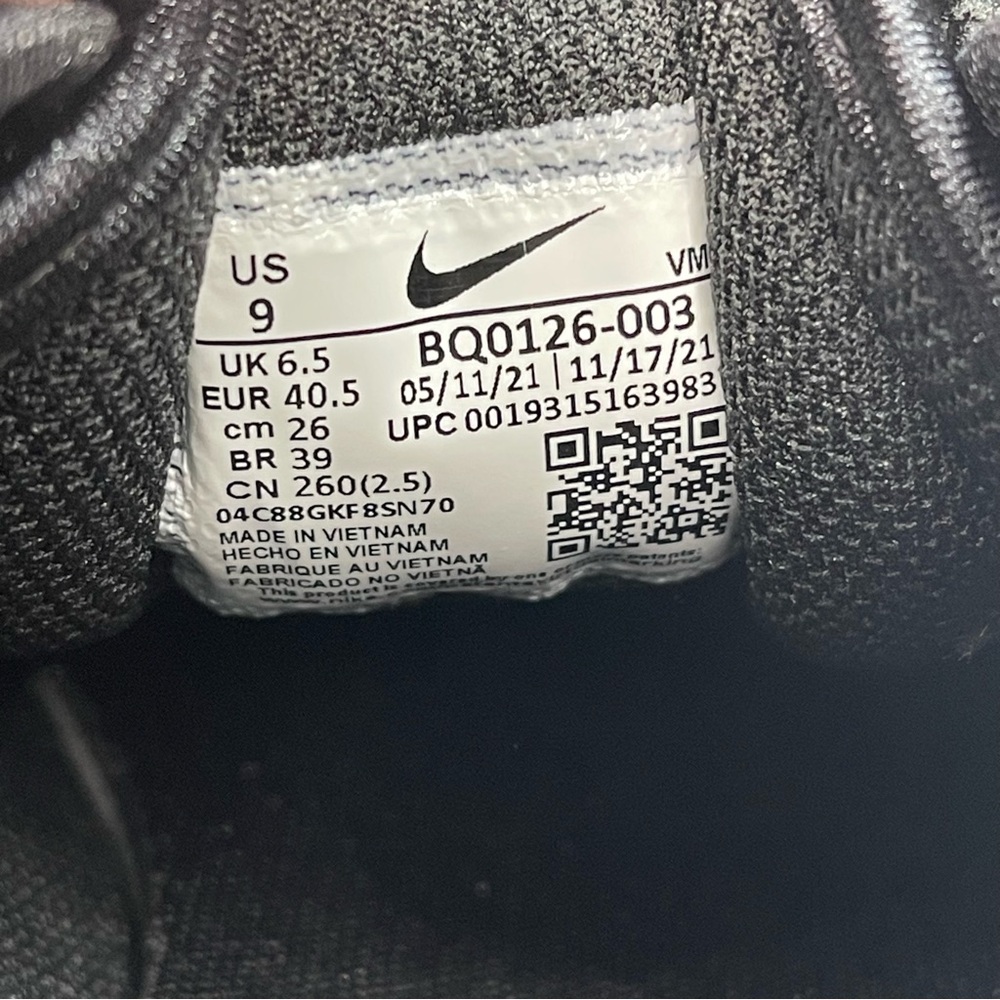 Nike Air Max Axis Premium Black Metallic Dark Grey Women’s Size 9 - Picture 8 of 9
